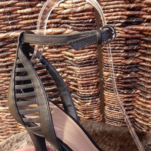 Joe's Jeans Virgil Strappy Leather Pumps Black Ankle Strap Stiletto Heels 5.5 - Picture 6 of 6